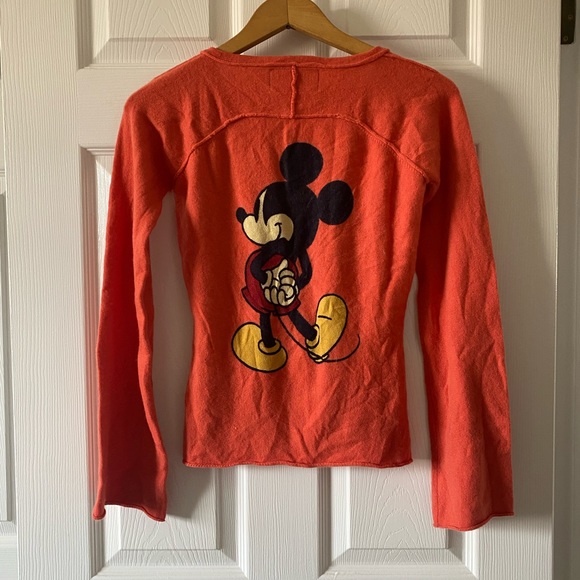 Vintage Disney by Jackie Brander Mickey Mouse 100% Cashmere Sweater - Picture 5 of 11